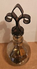 Vintage Pier 1 Copo Importado Decantador de Vinho com Rolha de Metal Fleur de Lis 16” de Altura comprar usado  Enviando para Brazil