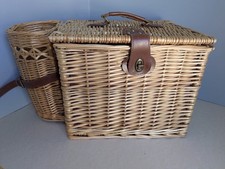 Panier pique nique d'occasion  Bussy-Saint-Georges