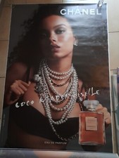 Affiche publicitaire chanel d'occasion  Nîmes