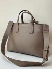 Bolsa Burberry The Medium Banner de couro e Vintage Check com alça bege comprar usado Bolsa Burberry The Medium Banner de couro e Vintage Check com alça bege comprar usado  Enviando para Brazil