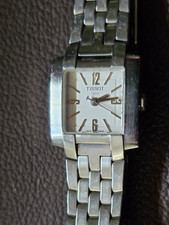 Relógio feminino Tissot 1853 L835/935 quartzo aço inoxidável comprar usado  Enviando para Brazil
