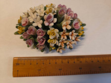 Bouquet multifiori porcellana usato  Scandicci