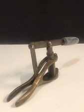 Ancienne bouchonneuse levier d'occasion  Grenoble-