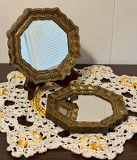 Par de espejos de pared vintage dorados de madera ornamentados hexagonales segunda mano  Embacar hacia Mexico