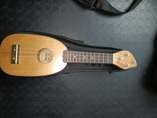 Ukulele Sopranino, usado comprar usado  Enviando para Brazil