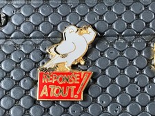 Pins pin badge d'occasion  Châtillon-le-Duc