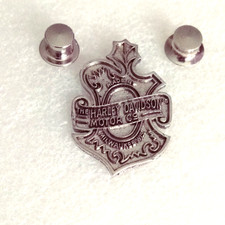 Pin lapel pin d'occasion  Lille-
