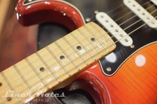 Guitarra elétrica Fender Player Stratocaster HSS Plus envelhecida Cherry Burst comprar usado Guitarra elétrica Fender Player Stratocaster HSS Plus envelhecida Cherry Burst comprar usado  Enviando para Brazil