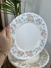 Arcopal scalloped dinner for sale  MALVERN