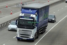 Foto de caminhão T25 6x4 YK71 VVH Volvo Walkers [Leeds 07.11.24] CS comprar usado  Enviando para Brazil