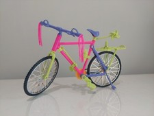 Mattel 1993 Bicicleta Barbie Bicicleta Neon Com Flâmulas Para Pé Chato Barbie Rosa comprar usado  Enviando para Brazil