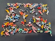 110 sitzende figuren gebraucht kaufen  Heilshoop, Rehhorst, Zarpen