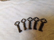 Lot petites clés d'occasion  Senonches