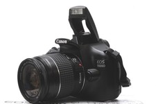 Canon EOS 1100D 12,2 MP FULL HD DSLR z obiektywem Canon EF 28-80mm II i oryginalnym opakowaniem na sprzedaż Canon EOS 1100D 12,2 MP FULL HD DSLR z obiektywem Canon EF 28-80mm II i oryginalnym opakowaniem na sprzedaż  Wysyłka do Poland