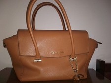 Trussardi borsa tracolla usato  Gualdo Tadino