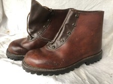 Chaussure brodequin arme d'occasion Chaussure brodequin arme d'occasion  Marseille VIII