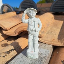 Biscuit. figurine jeune d'occasion  Beauvoir-sur-Mer