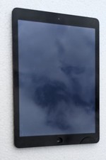 Faulty apple ipad for sale Faulty apple ipad for sale  LLANDUDNO