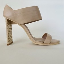 Sapatos salto agulha plataforma traseira de couro Manning Cartell nude 41 / Reino Unido 8 / EUA AU 10 comprar usado  Enviando para Brazil