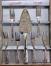 Grenadier silversmiths cake for sale  HUDDERSFIELD