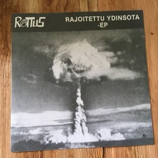 RATTUS Rajoitettu Ydinsota 7" (Höhnie 2011) finnish hardcore punk color vinyl, usado comprar usado RATTUS Rajoitettu Ydinsota 7" (Höhnie 2011) finnish hardcore punk color vinyl, usado comprar usado  Enviando para Brazil