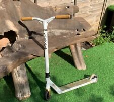 District freestyle white for sale  LONDON