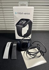 Fitbit versa smart usato  Spedire a Italy