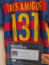Usado, Ícones de camisa Barcelona assinados por Messi Suarez Neymar certificado de autenticidade comprar usado  Enviando para Brazil