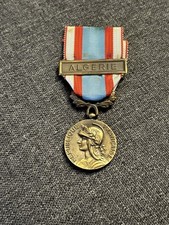 Médailles décorations ordres d'occasion  Villeparisis