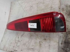 Feu arriere droit d'occasion Feu arriere droit d'occasion  Fère-en-Tardenois