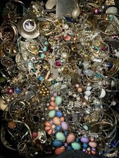 Mixed jewelry crafters for sale  Renton