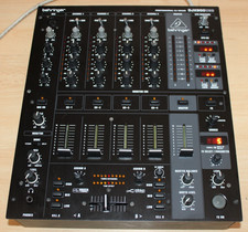 Behringer djx900usb mixer for sale  BASILDON
