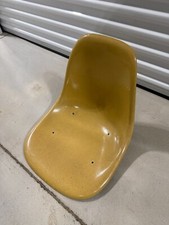 Cadeiras de fibra de vidro Eames Herman Miller vintage celeiro concha lateral X1 valor comprar comprar usado  Enviando para Brazil