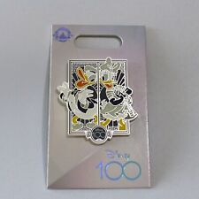 Spilla pin disney usato  Montesilvano