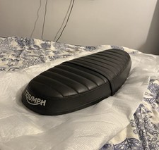 Triumph bonneville seat for sale Triumph bonneville seat for sale  STRATFORD-UPON-AVON