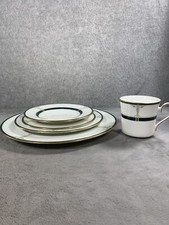Set mikasa bone for sale  League City