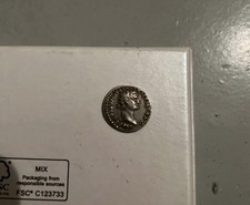Antica moneta argento usato  Genova