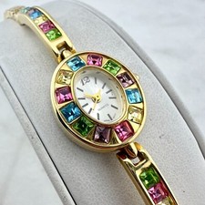 Relógio feminino caixa dourada pulseira mostrador oval cristal multicolorido - tem nova bateria, usado comprar usado  Enviando para Brazil