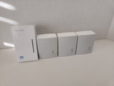 TP-LINK TL-WPA4220 300Mbps + AV500 WiFi Powerline Extender Starter Kit 4 Peças comprar usado  Enviando para Brazil