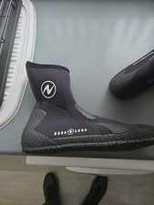 Aqualung diving boots for sale  GRIMSBY
