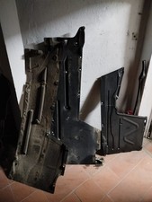 Rivestimento sottoscocca pezzi usato  Chieri