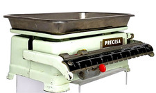Bilanciatrice precisa 1955 usato  Spedire a Italy