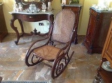 Thonet sedia dondolo usato  Caserta