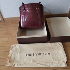 Usado, Autêntica bolsa Louis Vuitton Avalon MM monograma Vernis Amarante M91567 com caixa comprar usado  Enviando para Brazil