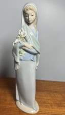 Lladro figurine girl for sale Lladro figurine girl for sale  Middletown
