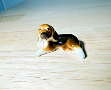 Estatueta miniatura de porcelana Beagle cachorro cachorro marrom branco deitado comprar usado  Enviando para Brazil