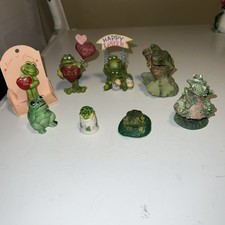 Random frog figurines for sale  Beardstown
