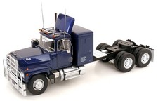 Caminhão trator Road Kings escala 1/18 RK180172 - Mack RL700L - Azul comprar usado  Enviando para Brazil