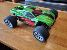 Associated rc18t xp100 d'occasion  Expédié en Belgium