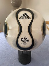 Ballon officiel adidas d'occasion  Verneuil-sur-Seine